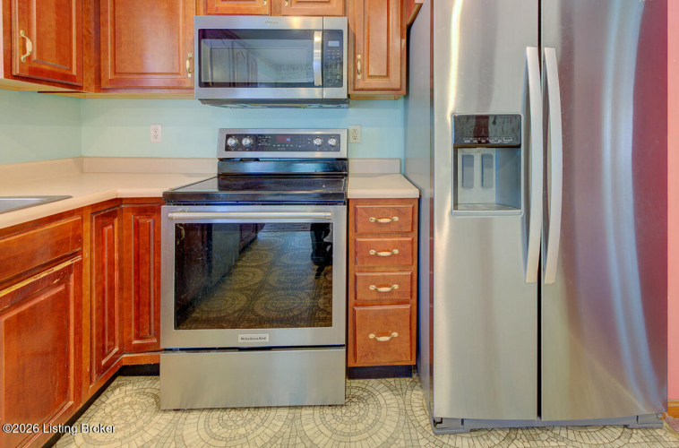 Listing Image 19