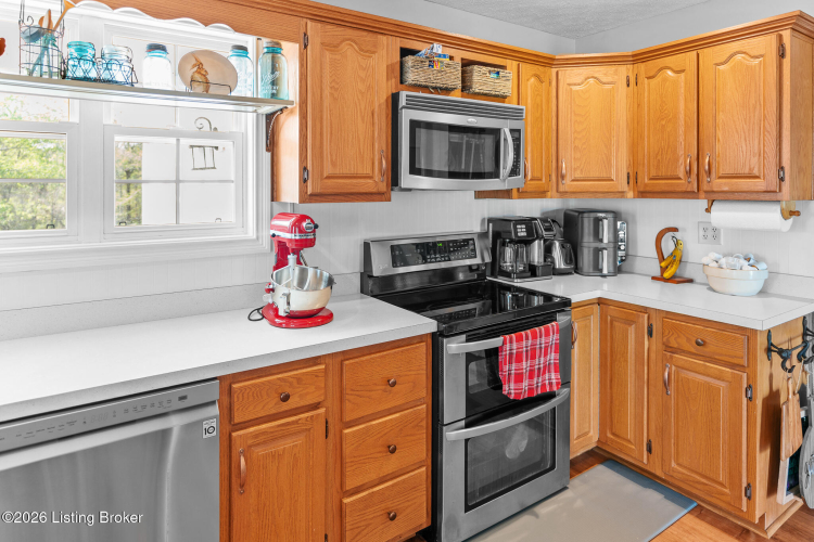 Listing Image 17