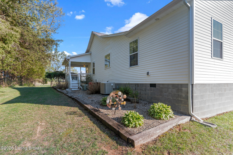 Listing Image 53