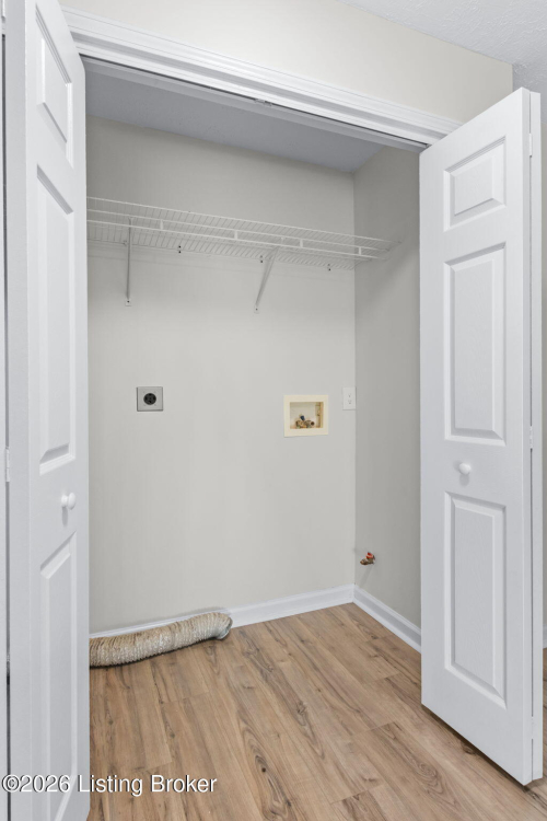 Listing Image 27