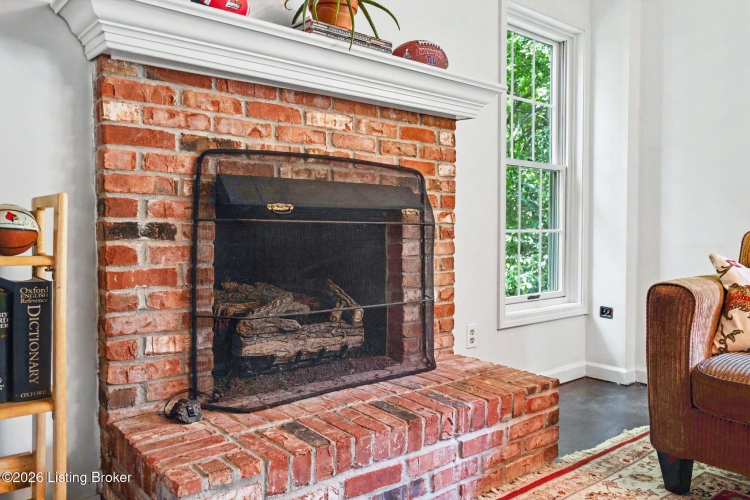 Listing Image 52