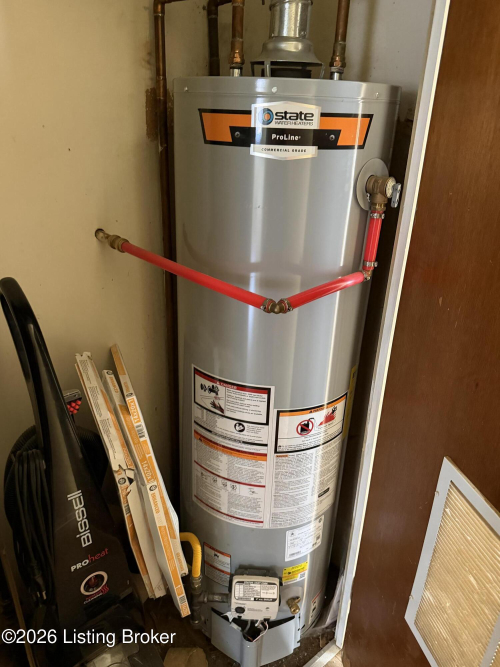 Listing Image 11