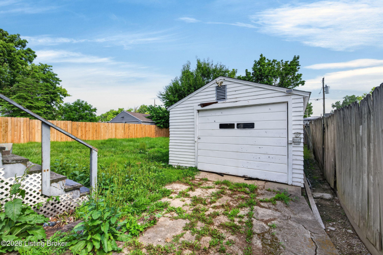 Listing Image 20