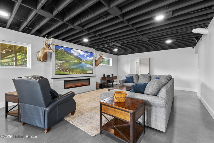 Listing Image 56