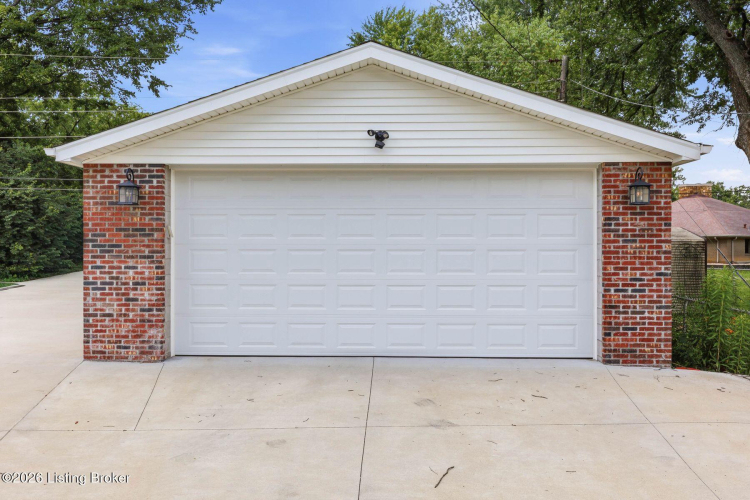 Listing Image 59