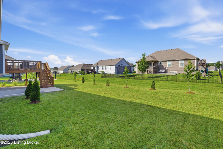 Listing Image 44