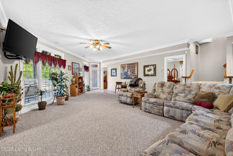 Listing Image 76
