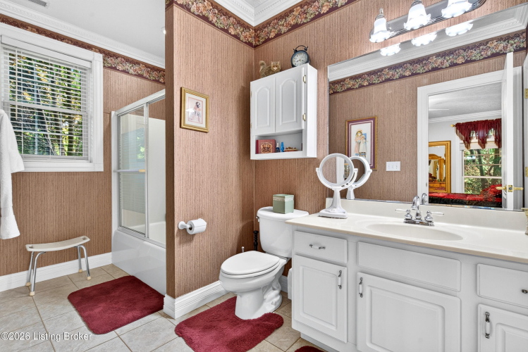 Listing Image 80