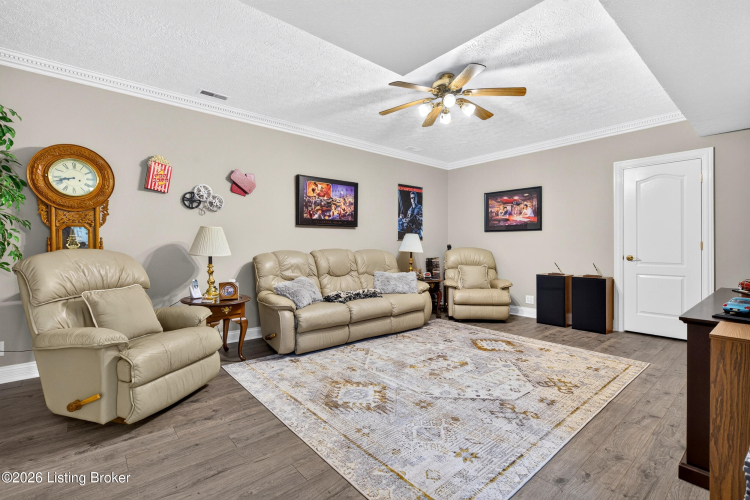 Listing Image 88