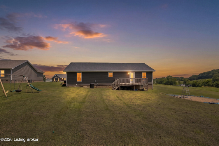Listing Image 25