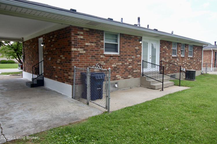 Listing Image 28
