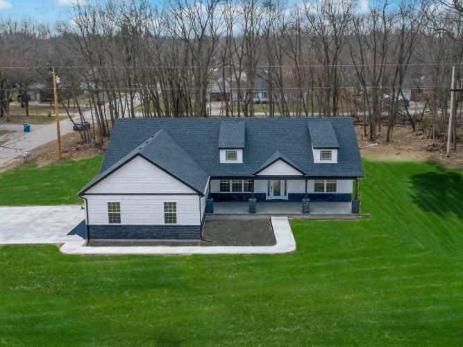 2036  Hickory Street DeMotte, IN 46310 | MLS 528064