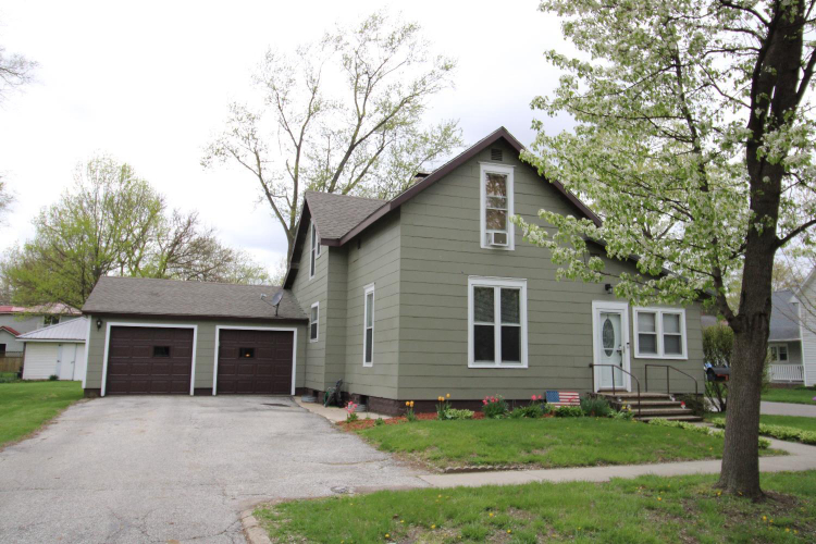 533 N Market Street Winamac, IN 46996 | MLS 529179
