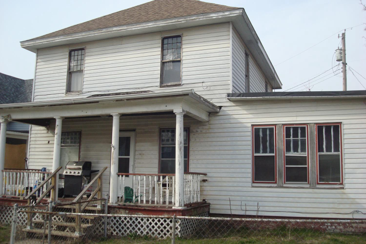 714 E 10th Street Michigan City, IN 46360 | MLS 530172