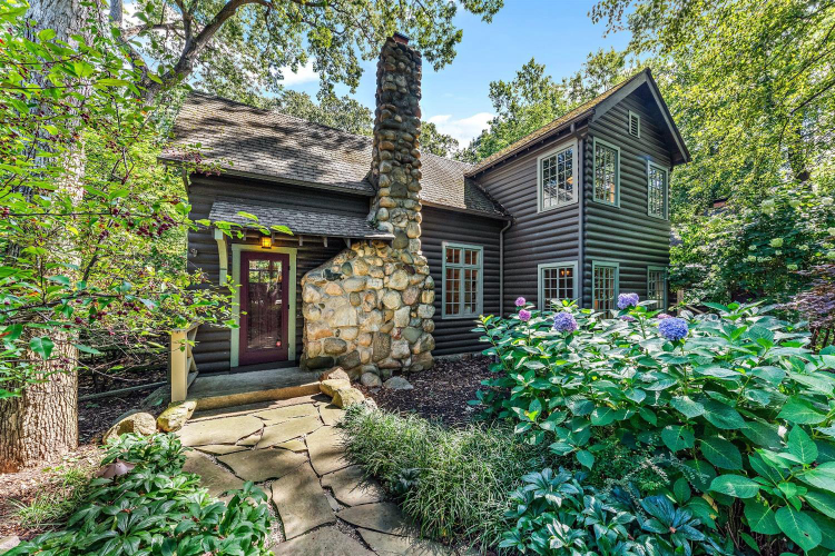 3  Powhatan Drive Michiana Shores, IN 46360 | MLS 538368