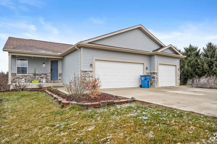 7252 N 900  New Carlisle, IN 46552 | MLS 543356