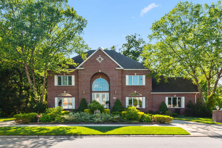 7412  Forest Ridge Drive Schererville, IN 46375 | MLS 801995