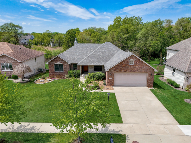 2538  Camelot Drive Dyer, IN 46311 | MLS 803367