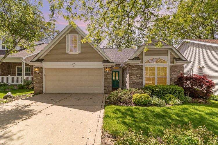 557  Lantern Walk Valparaiso, IN 46385 | MLS 803388