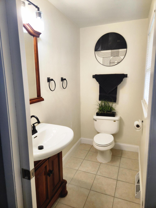 Listing Image 6
