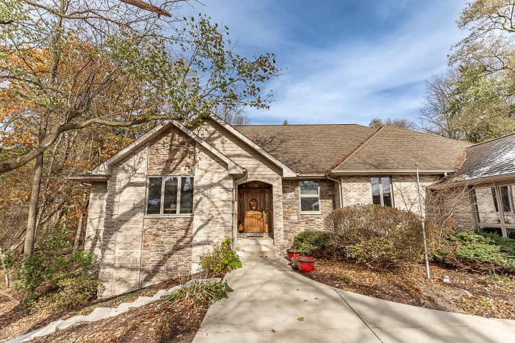 1  Timber Ridge Court Valparaiso, IN 46385 | MLS 808053