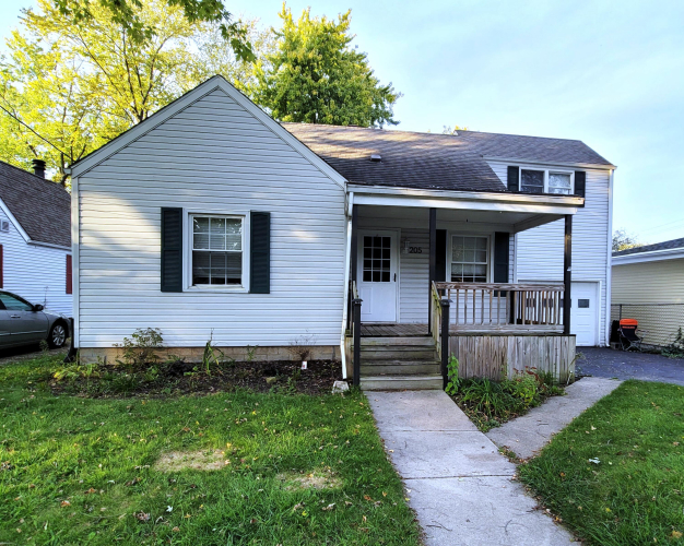 205 W Bates Street Hebron, IN 46341 | MLS 808310