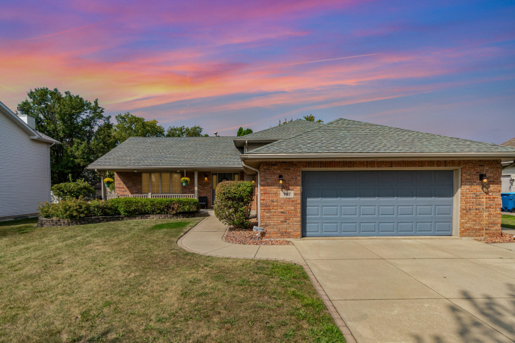 197  Crestview Lane Dyer, IN 46311 | MLS 809904