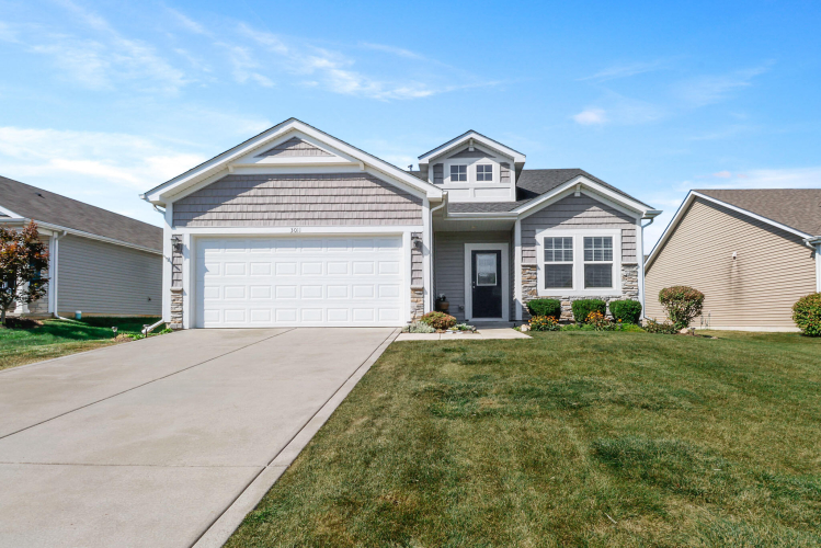 3011  Winter Park Drive Valparaiso, IN 46385 | MLS 810205