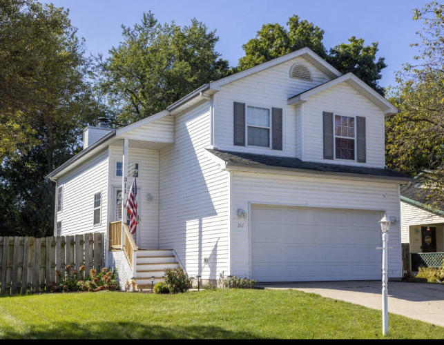 311  Galway Drive Valparaiso, IN 46385 | MLS 810749