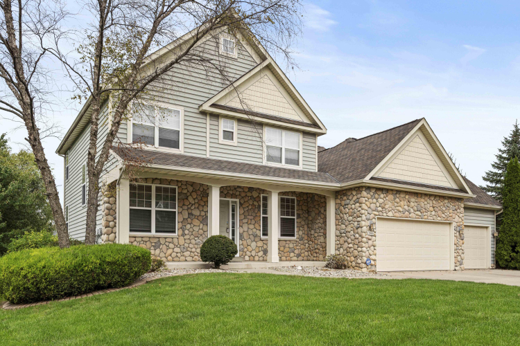 2903  Windsor Trail Valparaiso, IN 46385 | MLS 810823