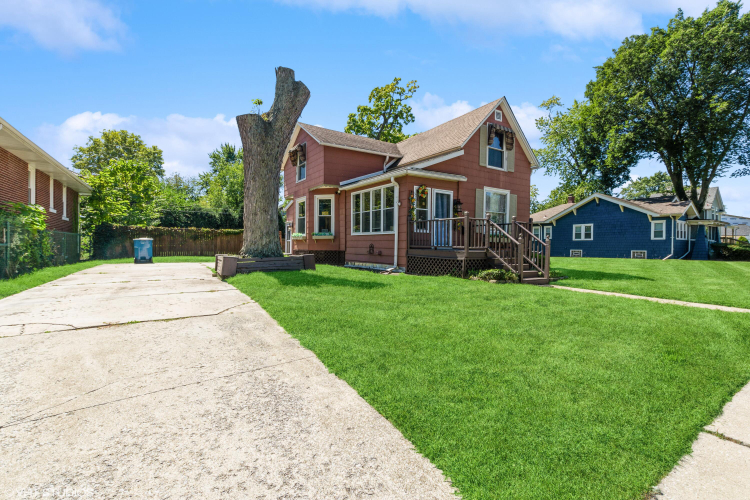 16  Detroit Street Hammond, IN 46320 | MLS 811406