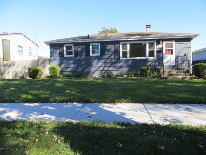 1043 N Oakwood Street Griffith, IN 46319 | MLS 811946