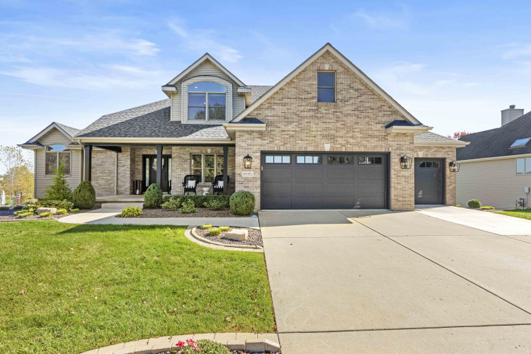 9585  Julia Drive St. John, IN 46373 | MLS 811968