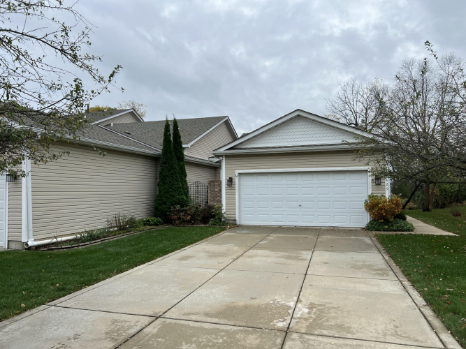 11429  Valley Drive St. John, IN 46373 | MLS 812371