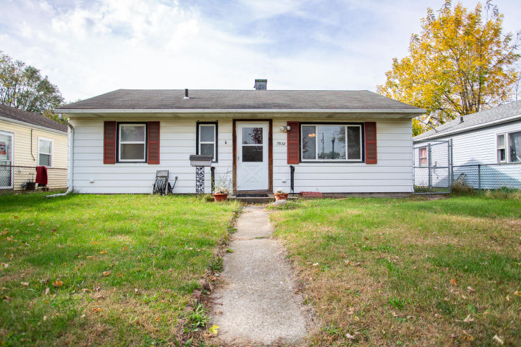 7532  Beech Avenue Hammond, IN 46324 | MLS 812391