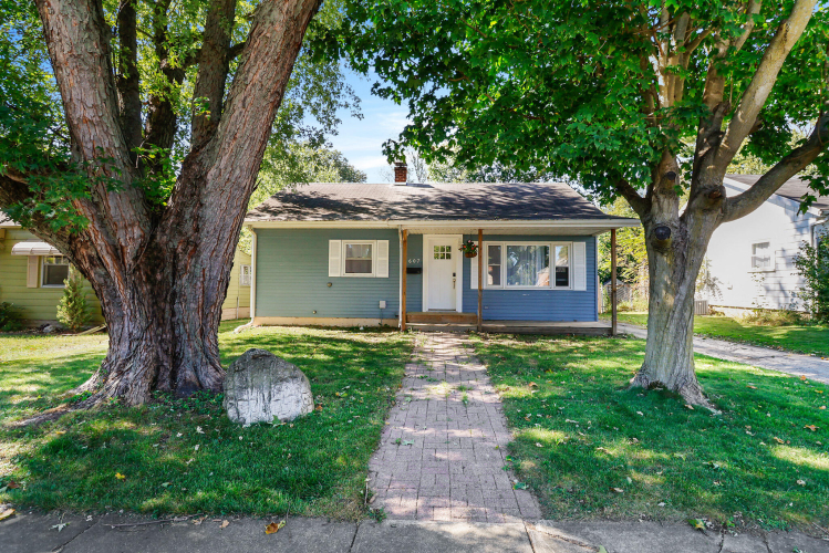 607  Madison Street Valparaiso, IN 46385 | MLS 812718