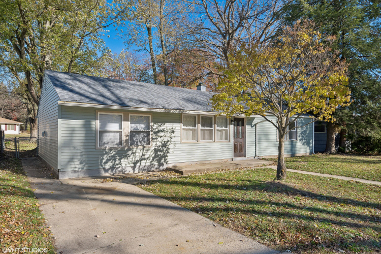 431 W Coolspring Avenue Michigan City, IN 46360 | MLS 812958