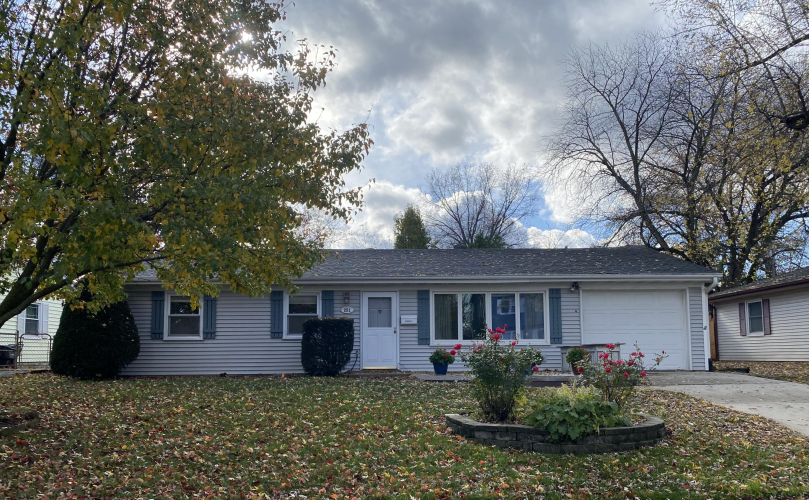 251  Appletree Lane Valparaiso, IN 46383 | MLS 813156