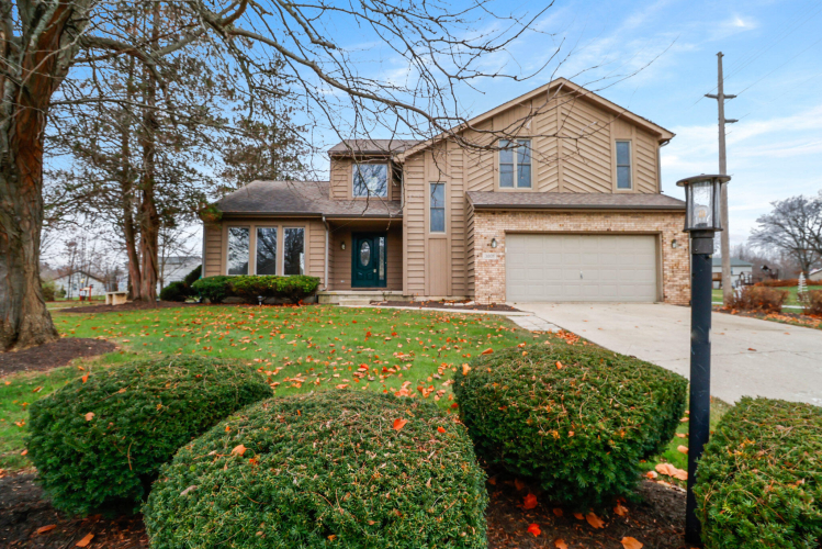 3801  Ridgewood Court Valparaiso, IN 46383 | MLS 813692