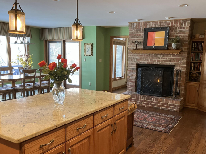 Listing Image 19