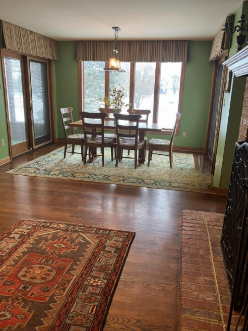 Listing Image 22