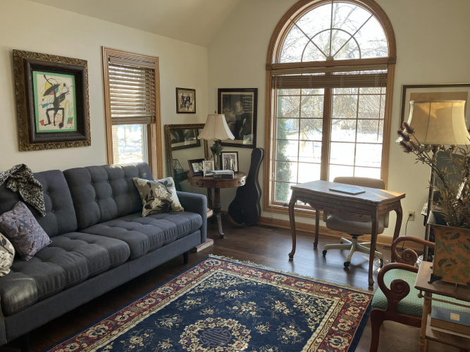 Listing Image 7