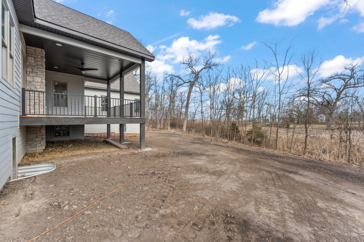 Listing Image 52
