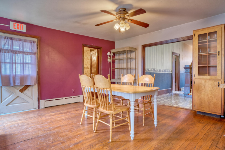 Listing Image 13
