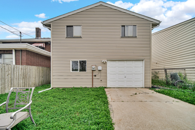 Listing Image 20