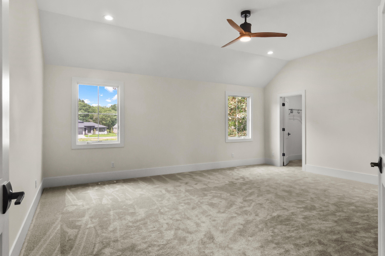 Listing Image 37