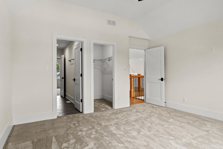 Listing Image 45