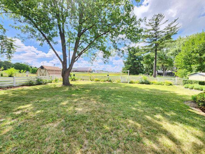 Listing Image 49