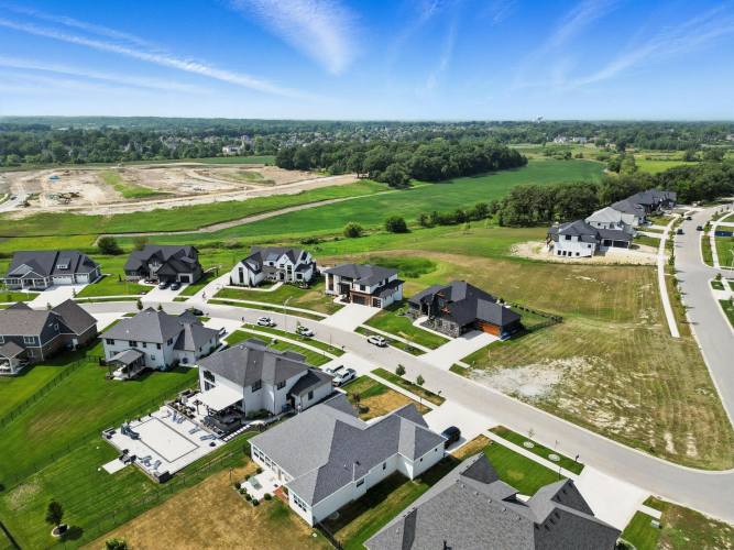 Listing Image 69