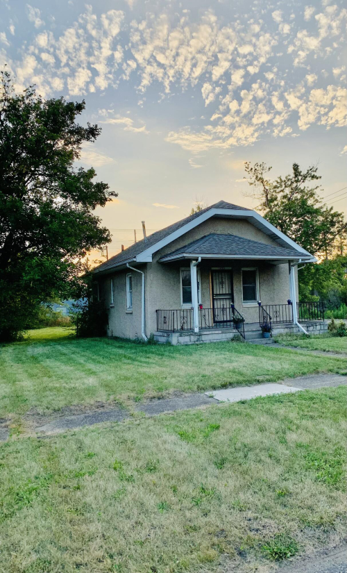 Listing Image 19